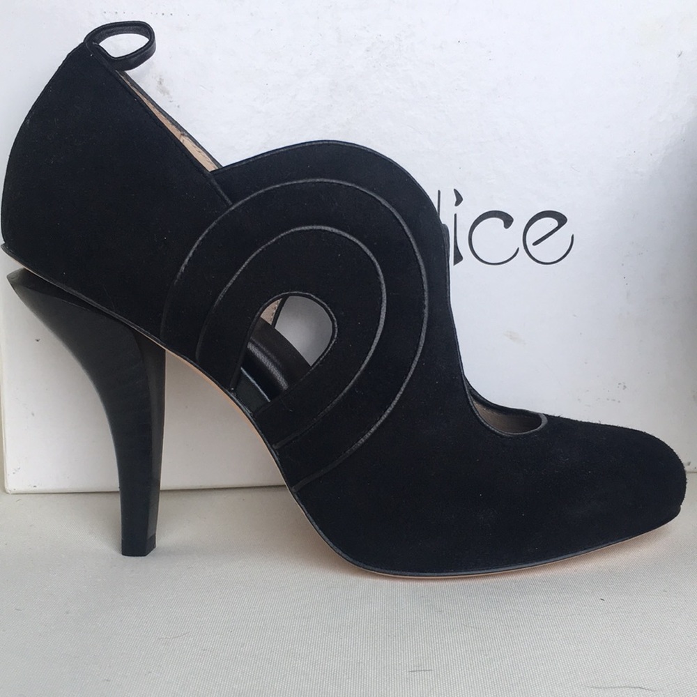 Suede Heels - Picture 2 of 7